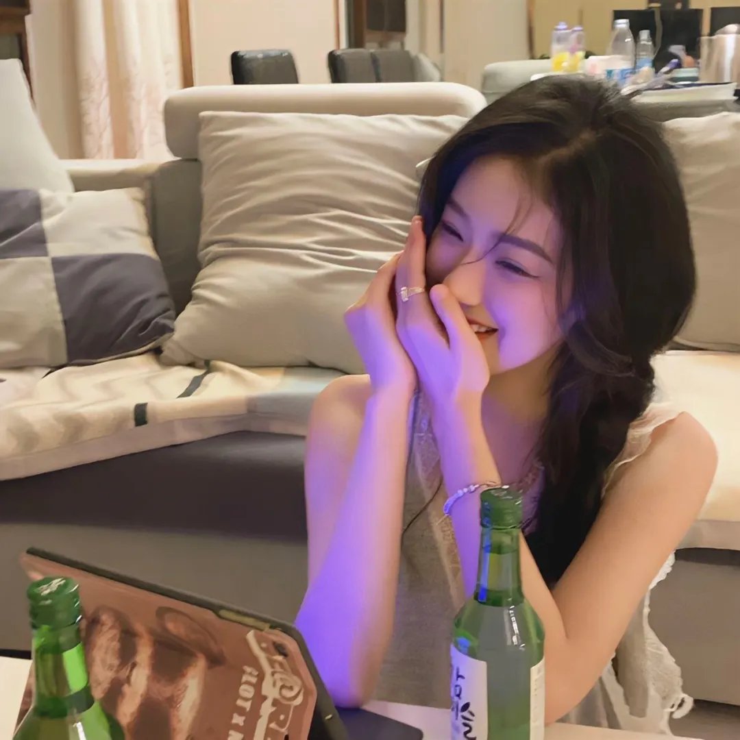 了不起的窃照：完美的接待员